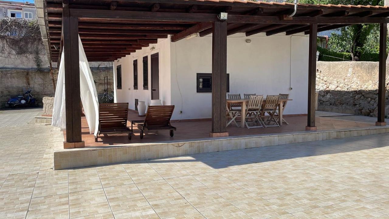 Casa Vacanza Villa Palermo Exteriör bild